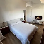Away From Δωμάτια σε οικογενειακή κατοικία Φουνκάλ