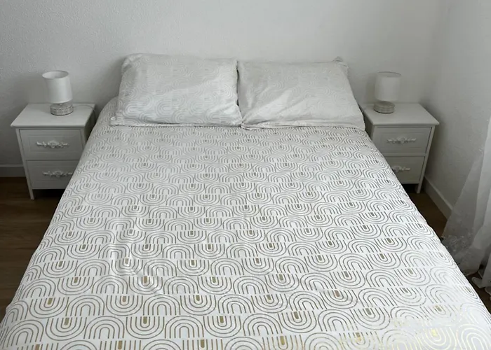 Away From Alloggio in famiglia