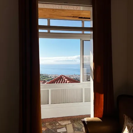 Away From Séjour chez l'habitant *