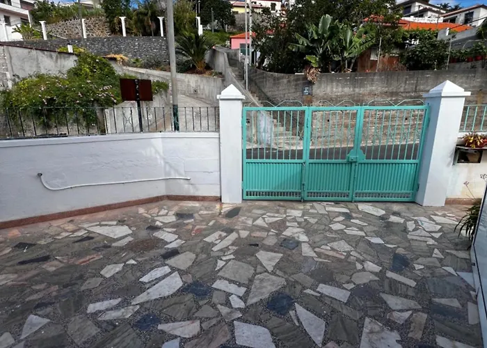 Away From Kwatera prywatna Funchal (Madeira)