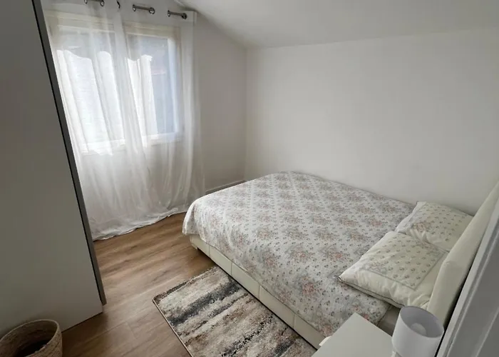 Away From Kwatera prywatna